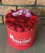 Arreglo de rosas rojas