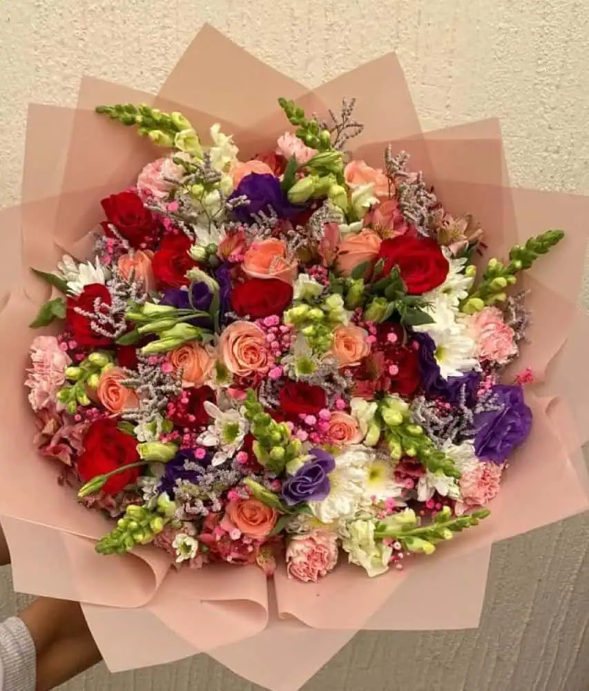 Ramo de flores decorado rosa de Florerias en CDMX, flores a domicilio en CDMX