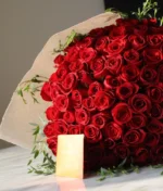 Arreglo Talismán, 100 rosas rojas en florerías en Puebla con entrega a domicilio
