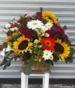 Arreglo de flores multicolor en canasta de Florerias en Queretaro, flores a domicilio en Queretaro