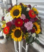 Arreglo de flores multicolor en canasta de Florerias en Queretaro, flores a domicilio en Queretaro