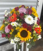 Arreglo de flores multicolor en canasta de Florerias en Queretaro, flores a domicilio en Queretaro