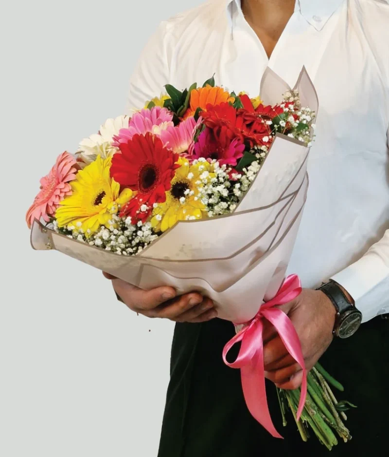 ramo un detalle de Florerias en Queretaro, flores a domicilio en Queretaro