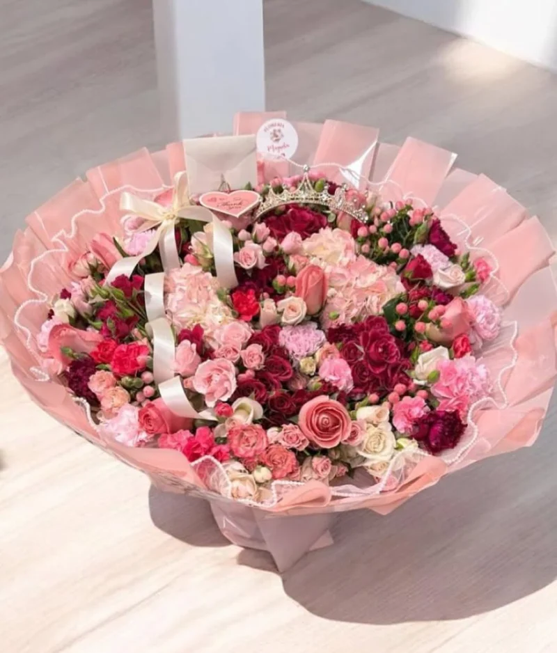 La mejor florería en Tijuana, envio de flores a domicilio con entrega rápida, ramo "Locura de amor" para sorprender