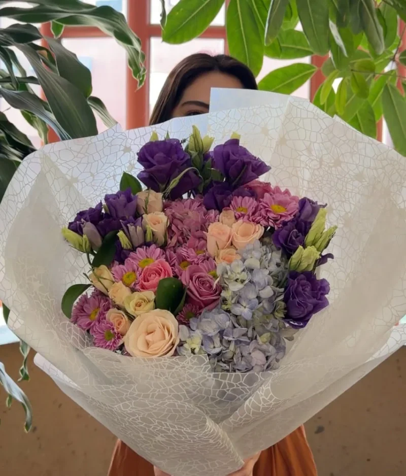 FYMRC-06-Ramos-de-flores-mixtas-violeta-2 Ramos de flores elegantes, florerías en Tijuana, arreglos de flores a domicilio en Tijuana el mismo día